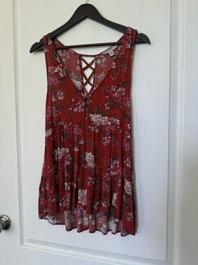 AE Rust Floral Lace-Up Top